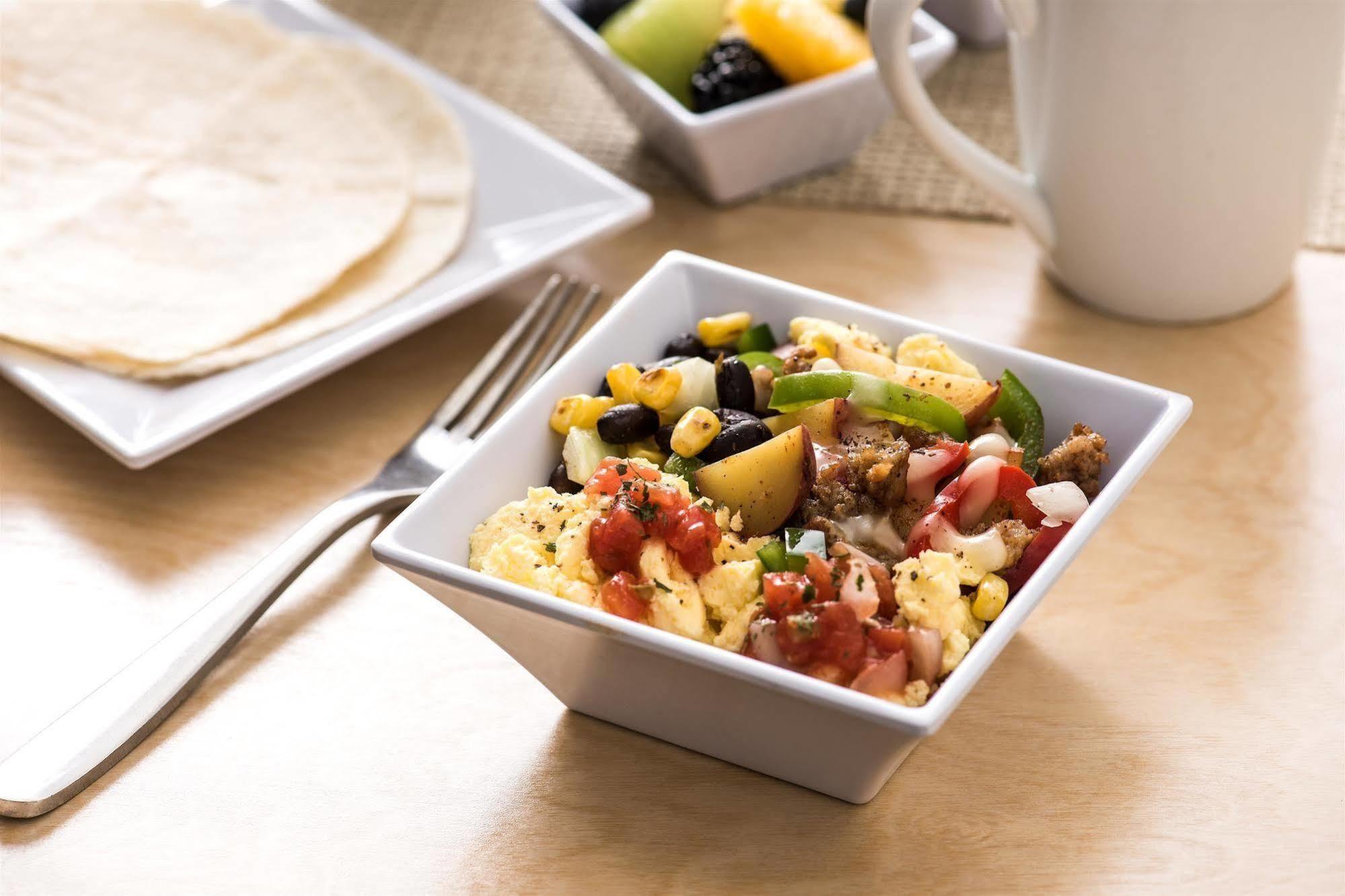 Hyatt Place Busch Gardens 3*