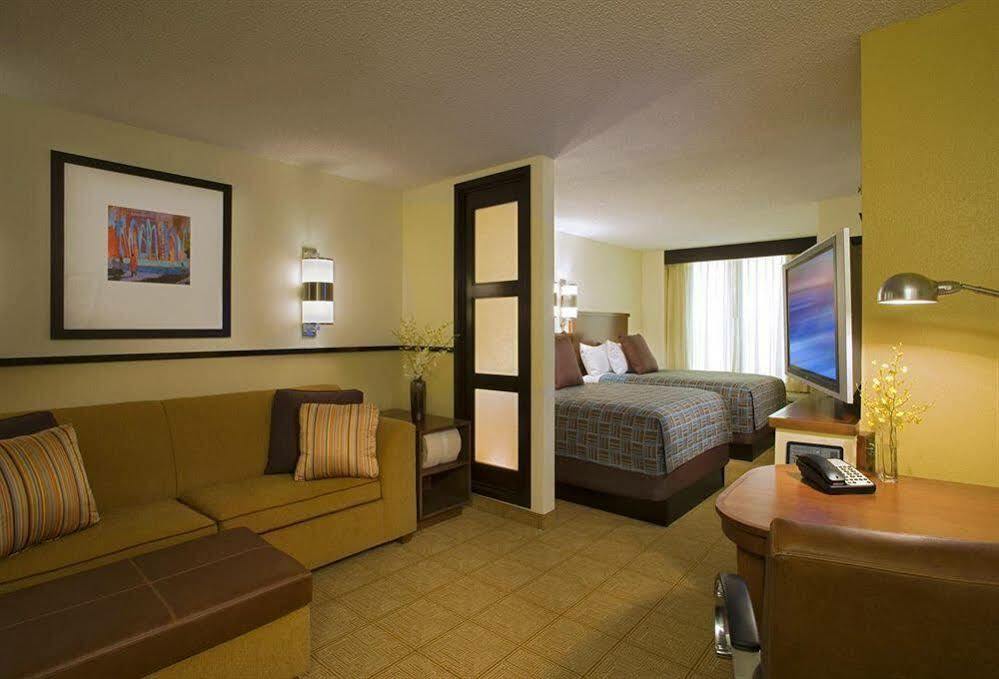 Hyatt Place Busch Gardens Tampa